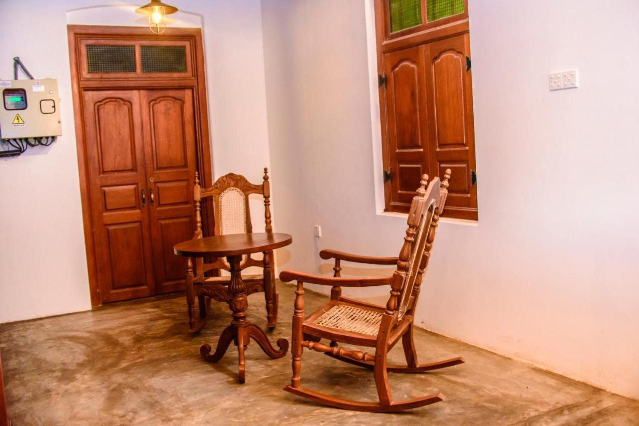 Thambu Illam Hotel Jaffna Exterior photo